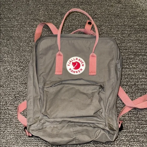 Fjallraven Kanken Backpack in Pink & Gray Fjallraven Kanken Backpack Pink Fog | eBay main image 3